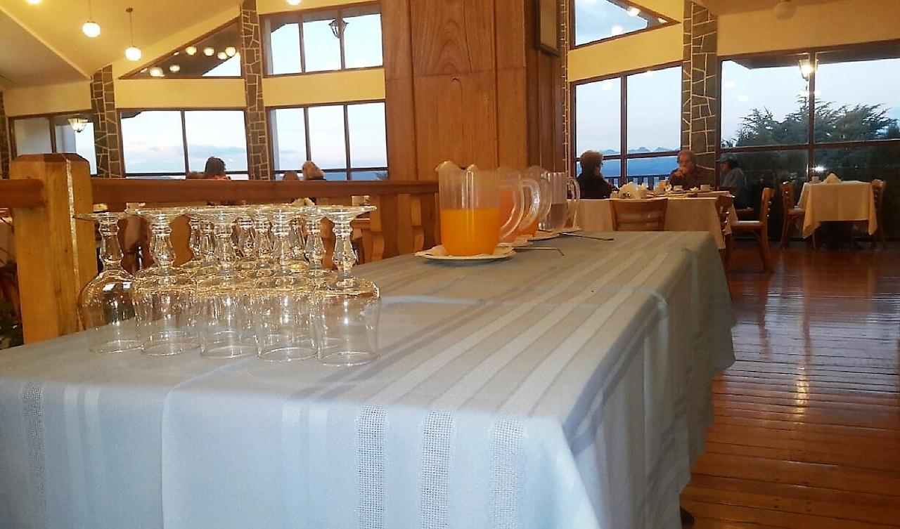 Hotel Ushuaia Bagian luar foto