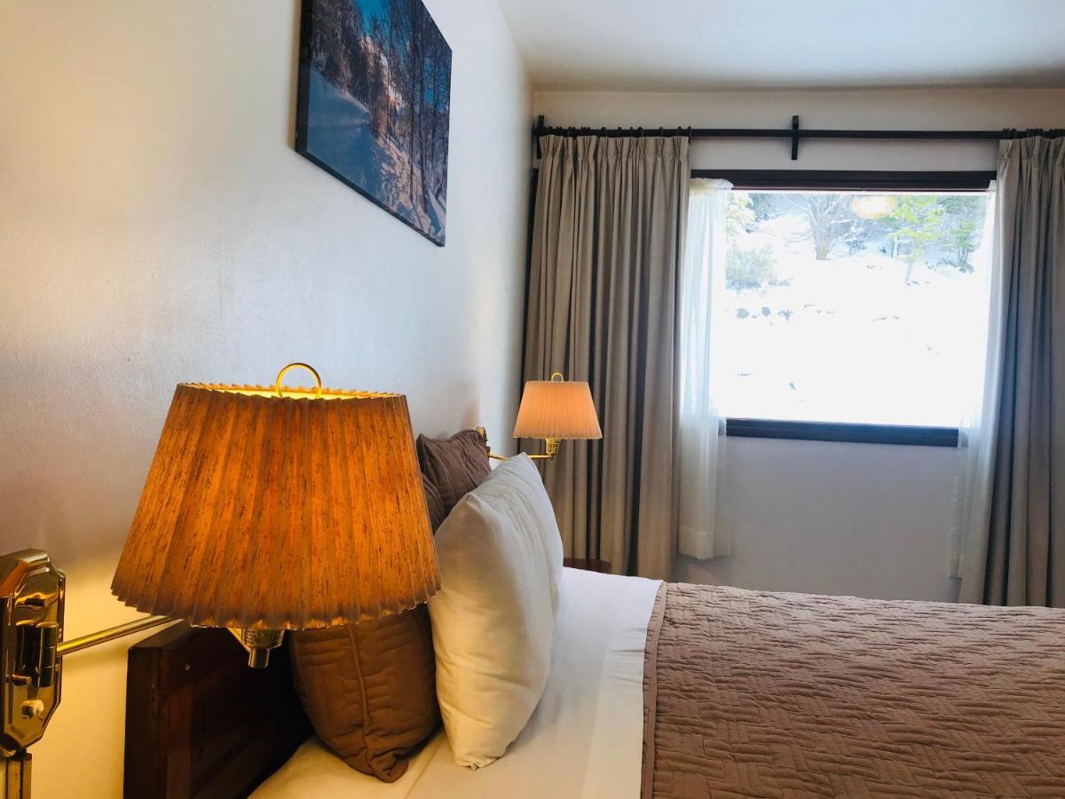 Hotel Ushuaia Bagian luar foto